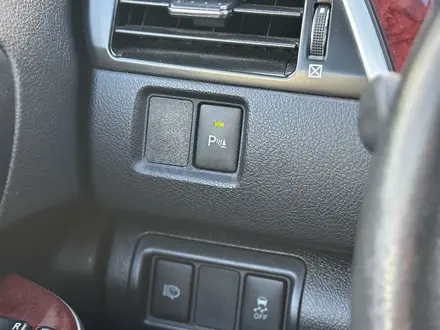Toyota Camry 2014 года за 10 600 000 тг. в Астана
