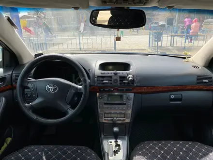 Toyota Avensis 2004 года за 3 600 000 тг. в Семей – фото 7