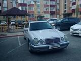 Mercedes-Benz E 230 1995 годаүшін2 450 000 тг. в Актобе – фото 5