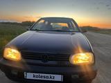 Volkswagen Golf 1992 годаүшін1 350 000 тг. в Есиль