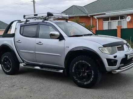 Mitsubishi L200 2012 года за 6 900 000 тг. в Атырау