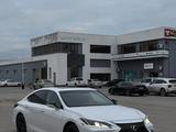 Lexus ES 250 2021 года за 21 500 000 тг. в Актау