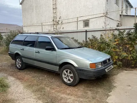 Volkswagen Passat 1991 года за 1 500 000 тг. в Уральск – фото 2