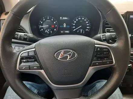 Hyundai Accent 2022 года за 7 700 000 тг. в Караганда – фото 5