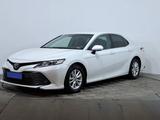 Toyota Camry 2020 года за 10 490 000 тг. в Астана