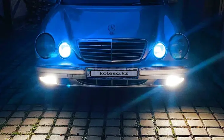 Mercedes-Benz E 320 1996 годаfor3 500 000 тг. в Алматы