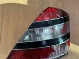 Фары задние Мерседес 221-S 550-год 2007 за 50 000 тг. в Астана – фото 2