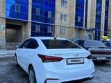 Hyundai Solaris 2017 годаfor7 000 000 тг. в Актобе – фото 5