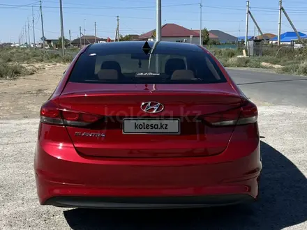 Hyundai Elantra 2018 года за 4 700 000 тг. в Атырау – фото 6