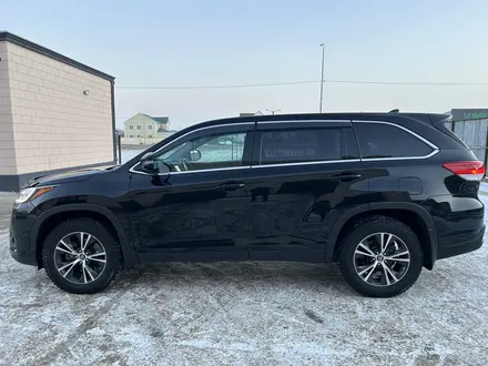 Toyota Highlander 2019 года за 19 000 000 тг. в Атырау – фото 4