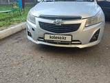 Chevrolet Cruze 2013 года за 2 800 000 тг. в Караганда – фото 2