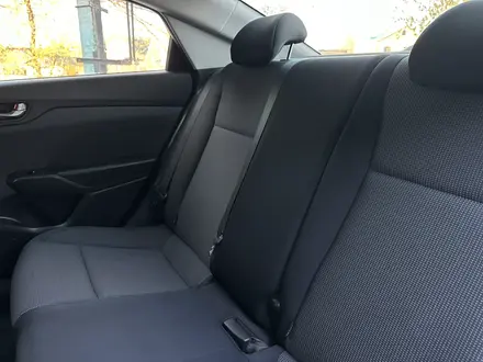 Hyundai Accent 2019 года за 6 850 000 тг. в Актобе – фото 19