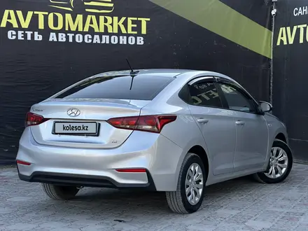 Hyundai Accent 2019 года за 6 850 000 тг. в Актобе – фото 6