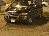 Hyundai Starex 2000 года за 2 400 000 тг. в Астана
