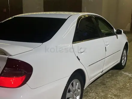 Toyota Camry 2003 года за 6 500 000 тг. в Атырау – фото 13