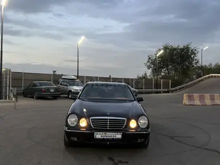 Mercedes-Benz E 320 2001 года за 3 700 000 тг. в Алматы – фото 5
