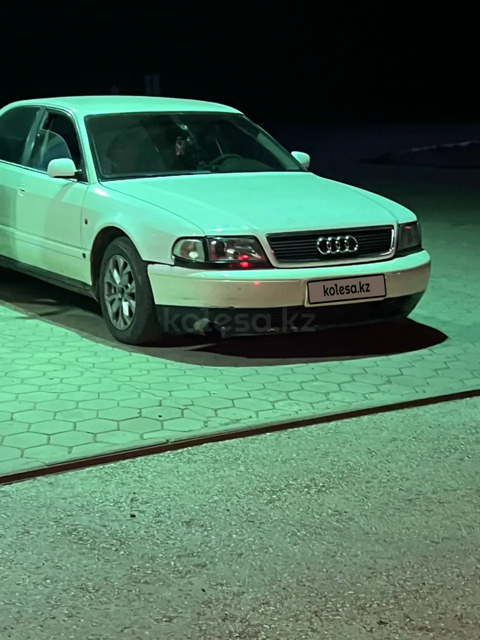 Audi A8, 1995