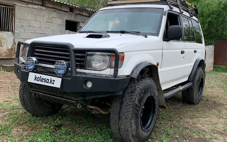 Mitsubishi Pajero 1995 годаүшін2 600 000 тг. в Алматы