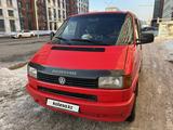 Volkswagen Multivan 1996 годаүшін4 500 000 тг. в Астана