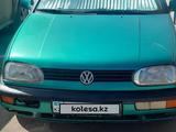 Volkswagen Golf 1994 годаүшін1 200 000 тг. в Актобе