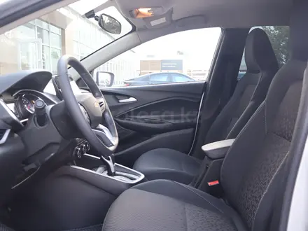 Chevrolet Onix LTZ 2023 года за 5 090 000 тг. в Астана – фото 16