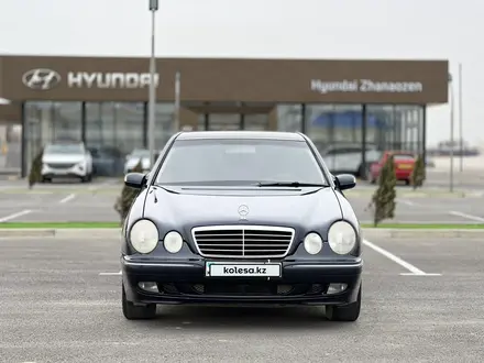 Mercedes-Benz E 240 2001 года за 4 500 000 тг. в Жанаозен – фото 2