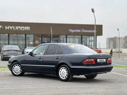 Mercedes-Benz E 240 2001 года за 4 500 000 тг. в Жанаозен – фото 7