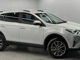 Toyota RAV4 2019 года за 14 000 000 тг. в Алматы – фото 3