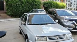 Volkswagen Vento 1997 года за 1 100 000 тг. в Астана – фото 2