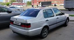 Volkswagen Vento 1997 года за 1 100 000 тг. в Астана – фото 3