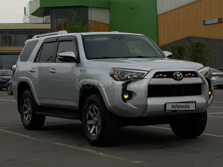 Toyota 4Runner 2015 года за 16 000 000 тг. в Алматы – фото 2