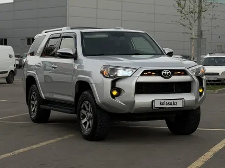 Toyota 4Runner 2015 года за 16 000 000 тг. в Алматы