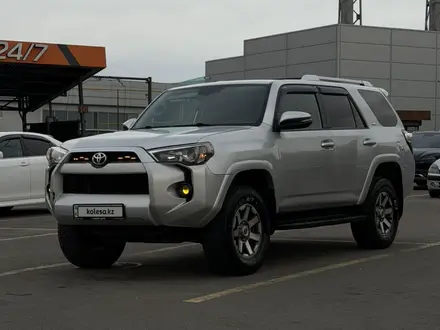 Toyota 4Runner 2015 года за 16 000 000 тг. в Алматы – фото 4