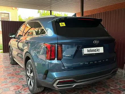 Kia Sorento 2021 года за 13 500 000 тг. в Шымкент – фото 2