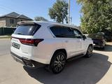 Lexus LX 600 2023 года за 68 800 000 тг. в Алматы – фото 3