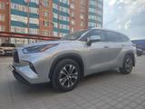 Toyota Highlander 2021 годаүшін19 800 000 тг. в Актобе
