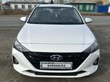 Hyundai Accent 2022 годаfor8 100 000 тг. в Семей