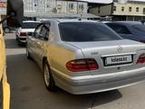 Mercedes-Benz E 220 2000 годаfor2 600 000 тг. в Алматы – фото 2