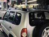 Chevrolet Niva 2012 года за 1 750 000 тг. в Атырау – фото 2