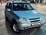 Chevrolet Niva 2012 года за 1 750 000 тг. в Атырау