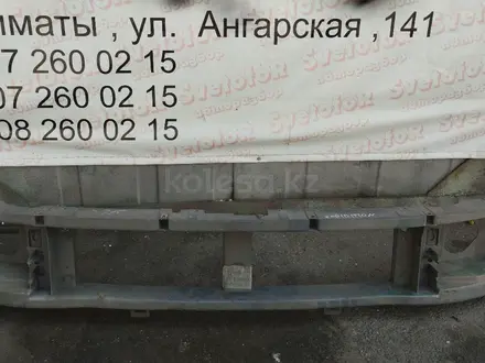 Телевизор рамка кузова суппорт радиатора на Экпедишн 96-03 оригинал за 25 000 тг. в Алматы