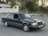 Mercedes-Benz E 200 1992 годаfor1 400 000 тг. в Алматы
