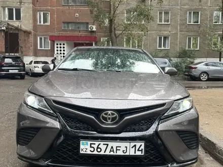 Toyota Camry 2020 года за 12 700 000 тг. в Павлодар