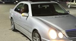 Mercedes-Benz E 320 1999 годаүшін4 300 000 тг. в Талдыкорган – фото 2