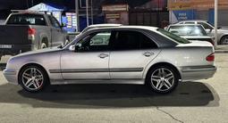 Mercedes-Benz E 320 1999 годаүшін4 300 000 тг. в Талдыкорган