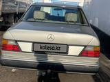 Mercedes-Benz E 220 1990 года за 1 700 000 тг. в Шамалган – фото 2