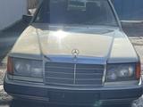 Mercedes-Benz E 220 1990 года за 1 700 000 тг. в Шамалган