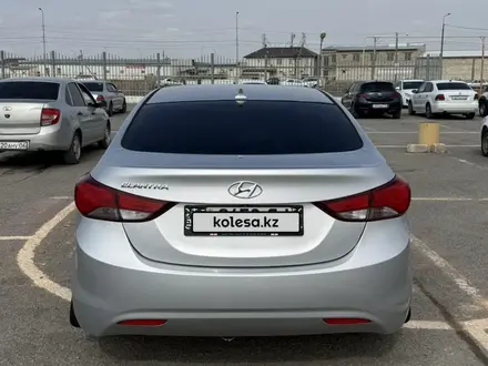 Hyundai Elantra 2014 года за 4 800 000 тг. в Атырау – фото 4