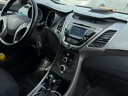 Hyundai Elantra 2014 года за 4 800 000 тг. в Атырау – фото 5