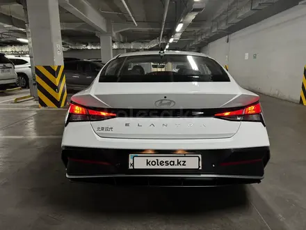 Hyundai Elantra 2024 года за 8 200 000 тг. в Алматы – фото 5